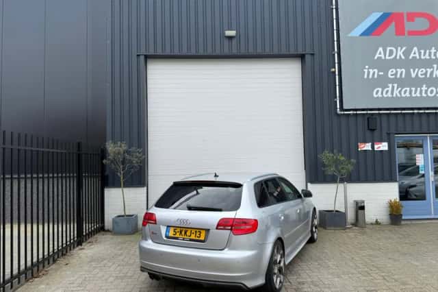 Audi S3 (2009) thumbnail 5