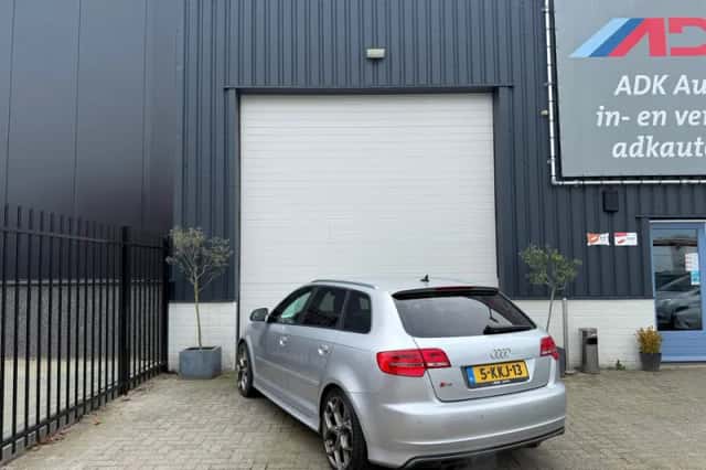 Audi S3 (2009) thumbnail 6