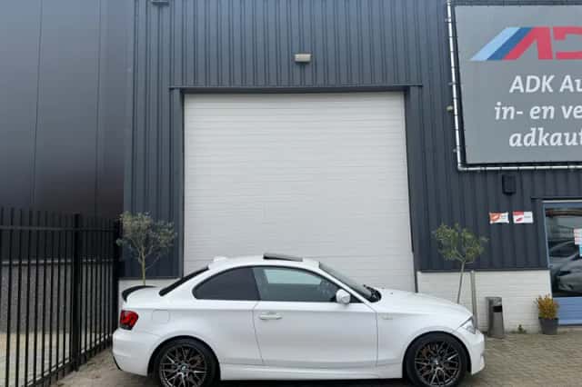 BMW 1-Serie (2011) thumbnail 4