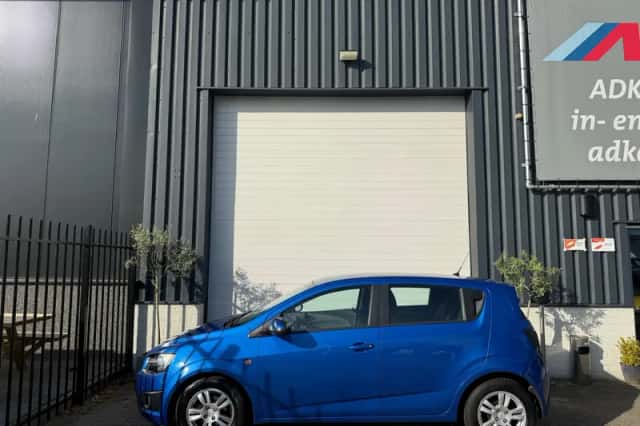 Chevrolet Aveo (2012) thumbnail 3