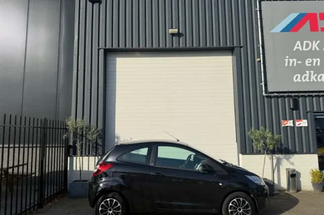 Ford Ka (2009) thumbnail 4