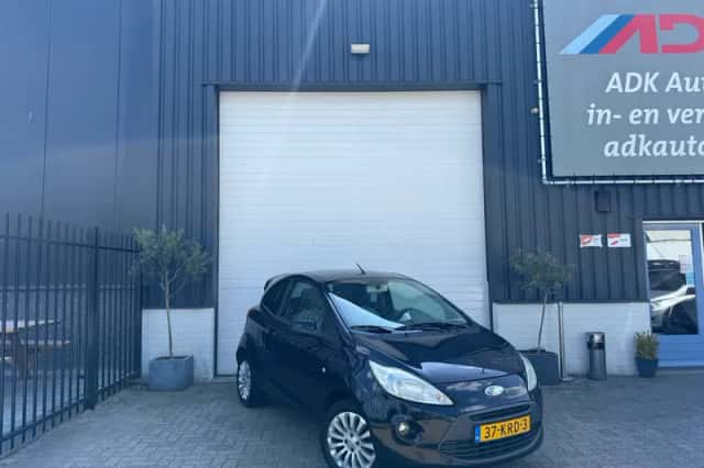Ford Ka (2010) thumbnail 2