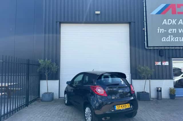 Ford Ka (2010) thumbnail 6