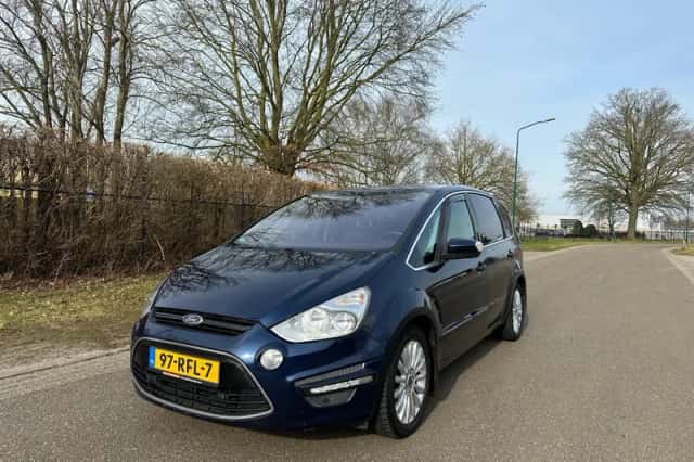 Ford S-Max (2011) thumbnail 1