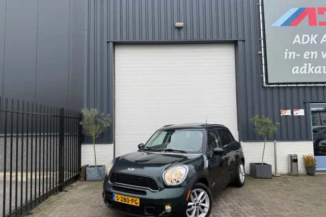 MINI Countryman (2014) thumbnail 1
