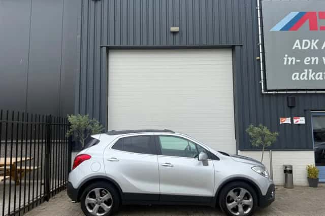 Opel Mokka (2014) thumbnail 4