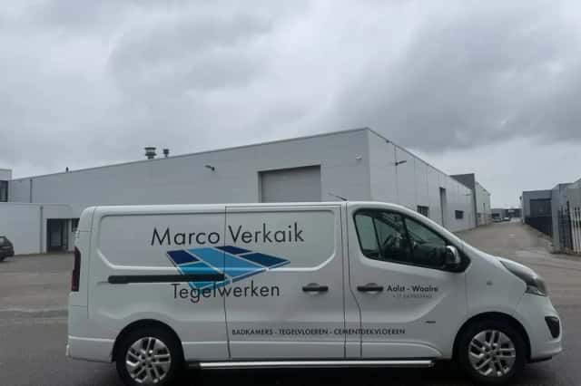 Opel Vivaro (2014) thumbnail 4