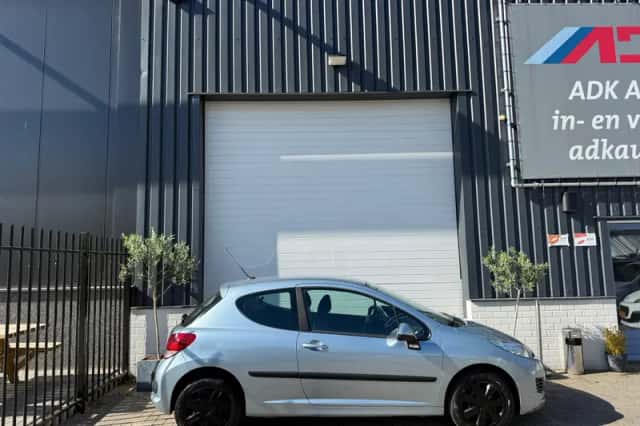 Peugeot 207 (2010) thumbnail 4