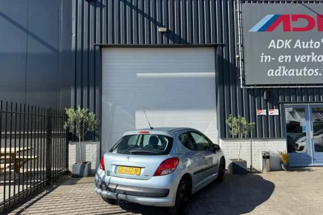 Peugeot 207 (2010) thumbnail 5