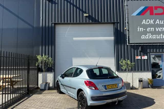 Peugeot 207 (2010) thumbnail 6