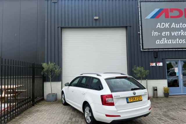 Škoda Octavia (2013) thumbnail 6
