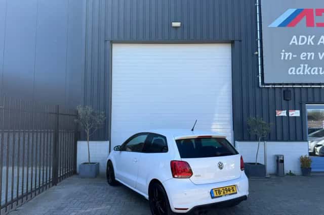 Volkswagen Polo (2013) thumbnail 6