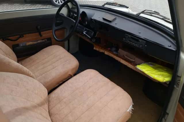 Trabant P601 (1988) thumbnail 5
