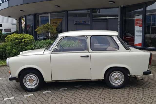 Trabant P601 (1988) thumbnail 3