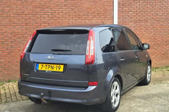 Ford C-Max (2010) thumbnail 4