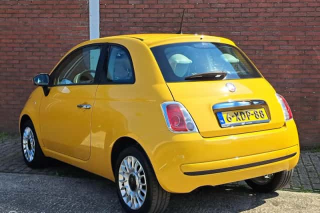 Fiat 500 (2014) thumbnail 3