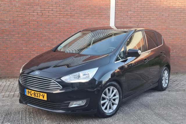 Ford C-Max (2016) thumbnail 1