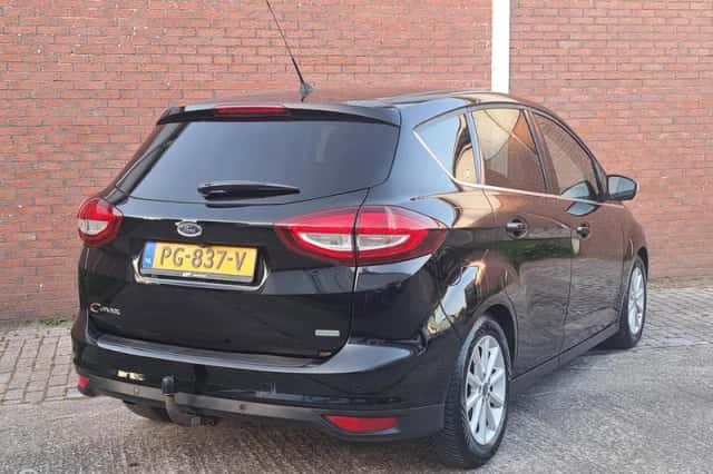 Ford C-Max (2016) thumbnail 4