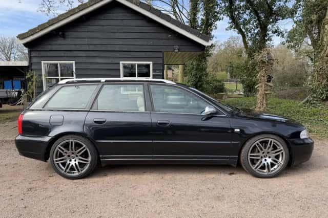 Audi A4 (2000) thumbnail 6