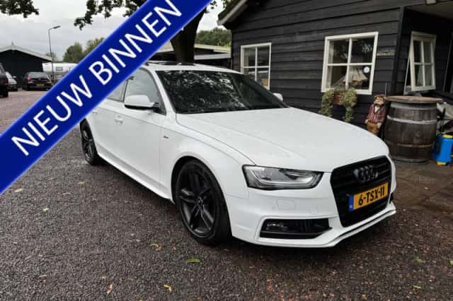 Audi A4 (2015) thumbnail 1