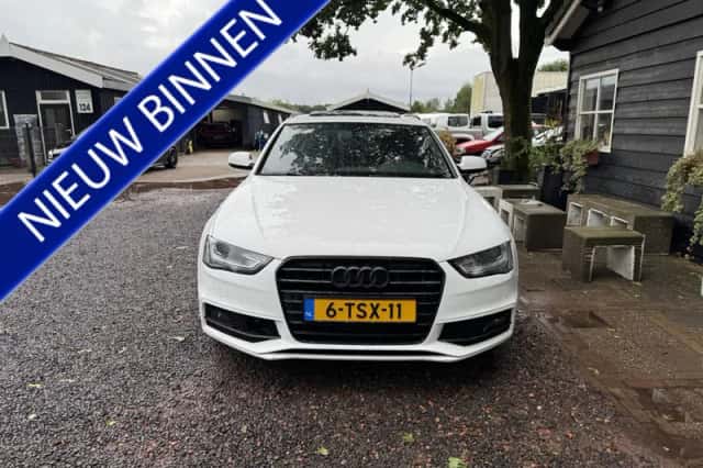 Audi A4 (2015) thumbnail 2