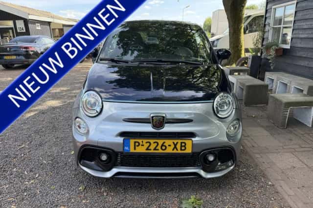 Fiat 500 (2018) thumbnail 2
