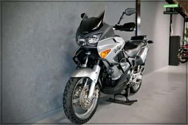 Honda XL (2003) thumbnail 5