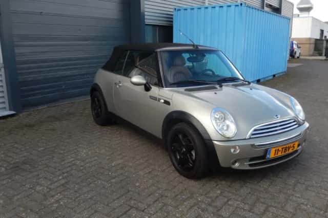 MINI Mini (2007) thumbnail 3