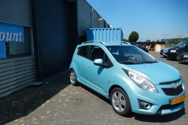 Chevrolet Spark (2010) thumbnail 3