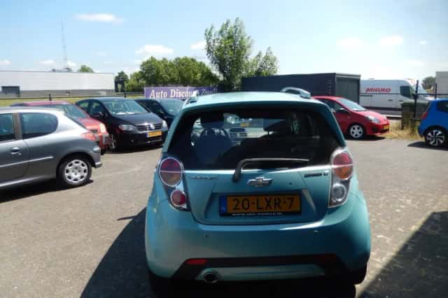 Chevrolet Spark (2010) thumbnail 6
