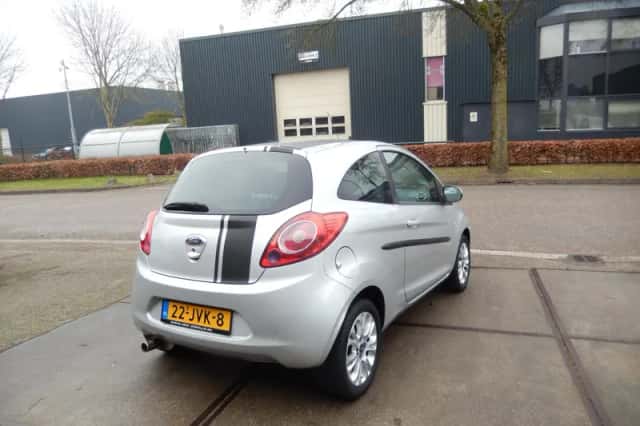 Ford Ka (2009) thumbnail 5