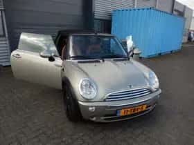 MINI Cabrio (2007) thumbnail 13