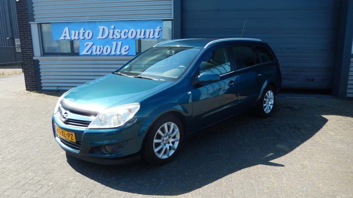 Opel Astra (2007) — foto 1