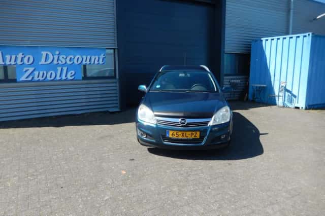 Opel Astra (2007) thumbnail 2