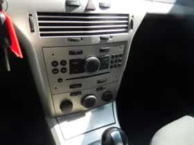 Opel Astra (2007) thumbnail 20