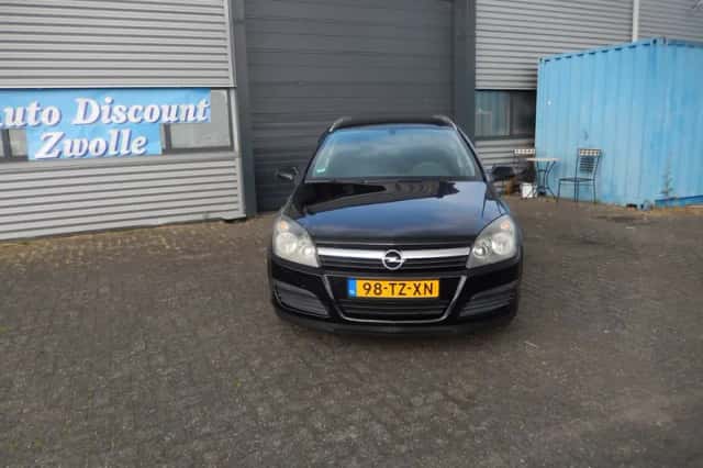 Opel Astra (2007) thumbnail 2