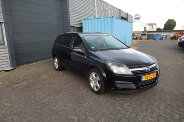 Opel Astra (2007) thumbnail 3