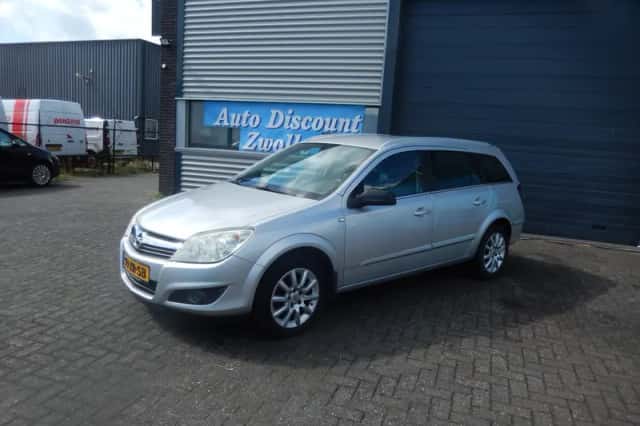 Opel Astra (2007) thumbnail 1