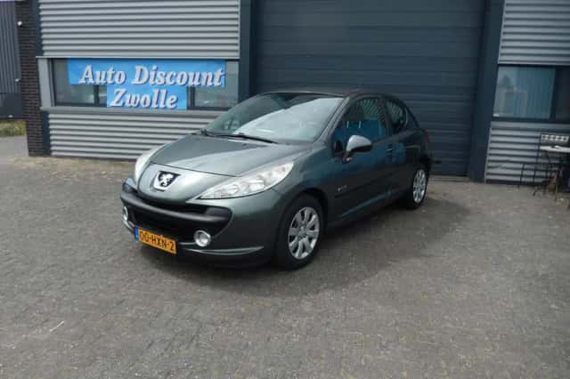 Peugeot 207 (2009) thumbnail 1