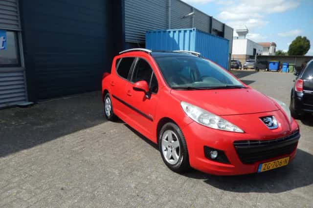 Peugeot 207 (2009) thumbnail 3