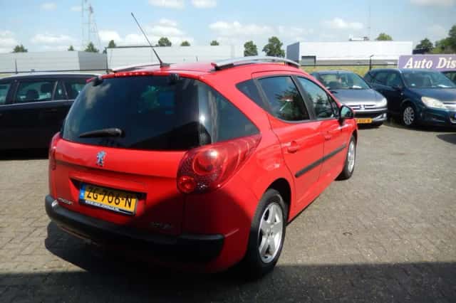 Peugeot 207 (2009) thumbnail 5