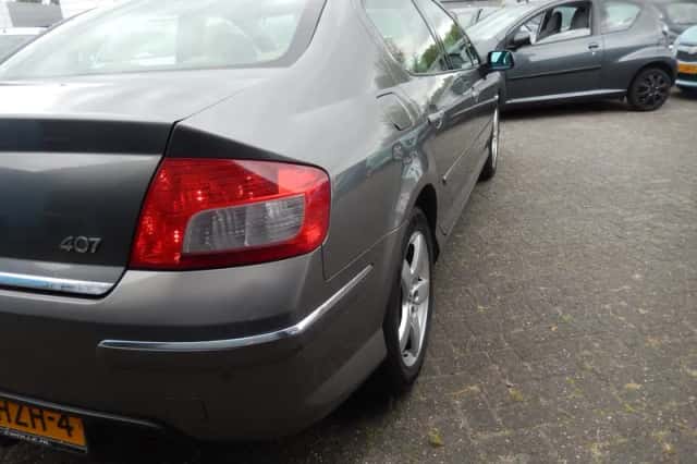 Peugeot 407 (2009) thumbnail 4