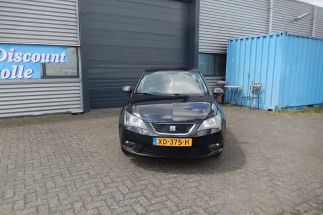 SEAT Ibiza (2012) thumbnail 2