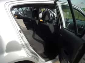 Suzuki Splash (2012) thumbnail 14