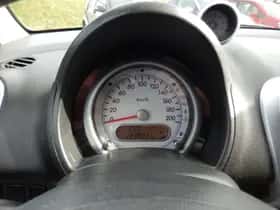Suzuki Splash (2012) thumbnail 18