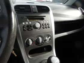 Suzuki Splash (2012) thumbnail 19