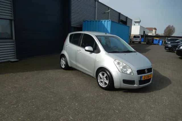Suzuki Splash (2012) thumbnail 3