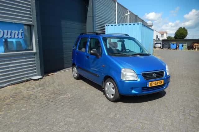 Suzuki Wagon R+ (2000) thumbnail 3