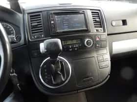 Volkswagen Multivan (2007) thumbnail 19