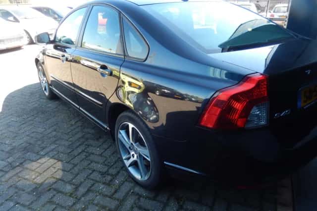 Volvo S40 (2011) thumbnail 5